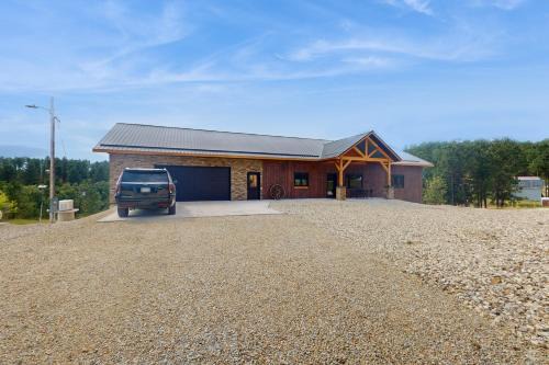 Deadwood House | Bear Butte Retreat