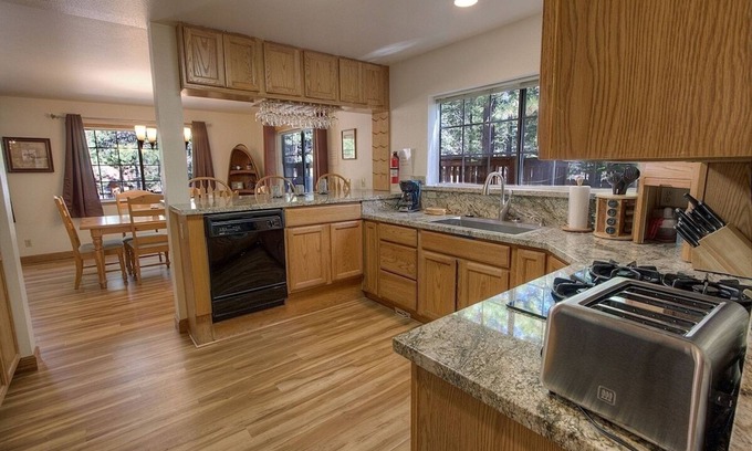 North Upper Truckee House | Bear Country 4 Bedroom Home by RedAwning