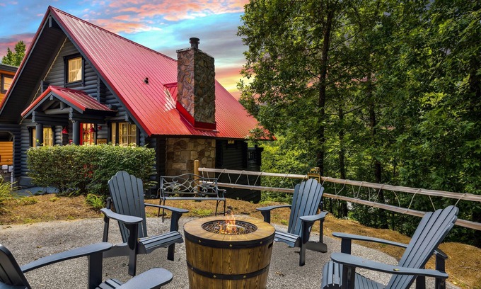 Sevierville Cabin | Bearless Whisper, a Beautiful Romantic Cabin Located Under a Mile from Soaky Mountain Water Park!