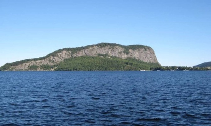 Rockwood Bed & Breakfast | Bears Den Lodge B & B Room 1