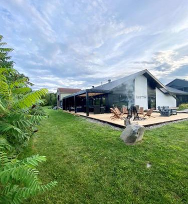 Bromont Hotel | Beatnik Hotel