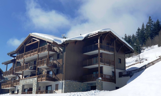 Bisanne 1500 Apartment | Beau 2 Pièces Avec Piscine et Accès Direct aux Pistes Les Saisies Bisanne 1500