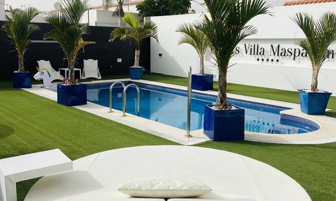 Sonnenland House | BEAUTIFUL VILLA with heated pool in Maspalomas. 3rd Bed room with supplement