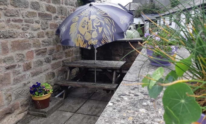 Redbrook House | Beautiful 1-Bed Cottage in Trellech