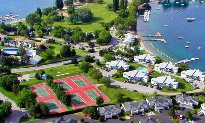 Manson Apartment | Beautiful 1 bedroom unit at resort, sleeps 5