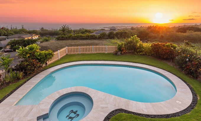 Kailua-Kona House | Beautiful 180 Degree Ocean View With Spa And Pool