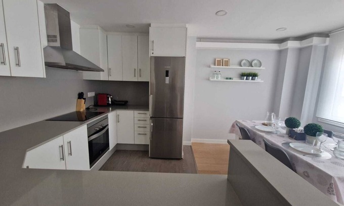 La Coruna Condo | Beautiful 2 Bedroom Apartment on Avenida Finisterre