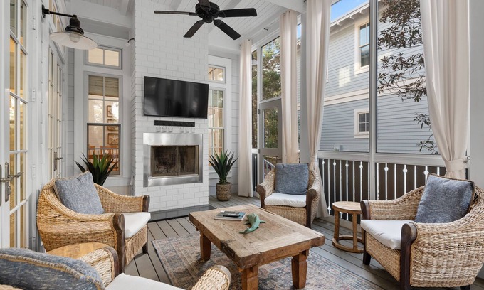 Cottage District House | Beautiful 5 Bedroom, 5 Bath Watercolor Home in Prime Location