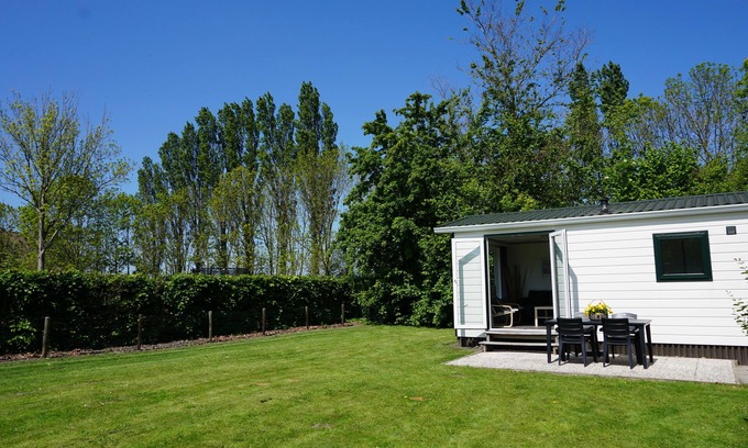 Noordwelle Ski Chalet | Beautiful accommodation, large enclosed garden near Renesse beach.