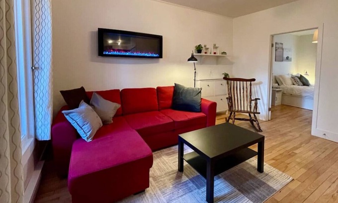 Saint-Jean-Baptiste Apartment | Beautiful accommodation close to Old Quebec