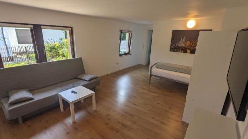 Wahnheide Apartment | Beautiful Airportflats near Köln