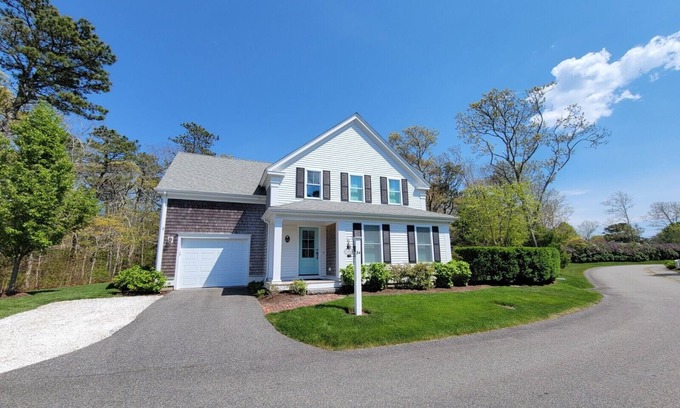 South Chatham House | Beautiful and Pristine Rental in South Chatham. Recently Reduced!