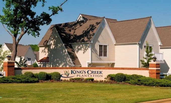 Lackey Cottage | Beautiful and Spacious 3 Bedroom, 3 Bath Cottage in Williamsburg, VA