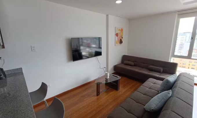 La Carolina Apartment | Beautiful and Spacious APT. 10th floor La Carolina