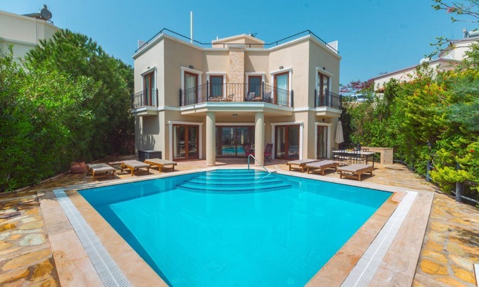 Kalkan Villa | Beautiful and stylish detached villa offering fantastic sea views.