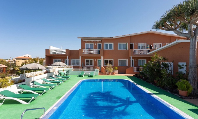 Puerto de la Cruz Apartment | Beautiful Apartment in Parque las Flores