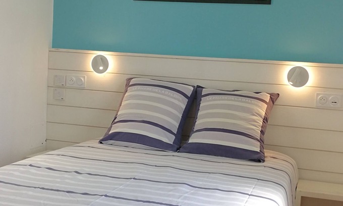 Saint-Martin-de-Re Apartment | Beautiful apartment very well located near shops, beach, port and town center.