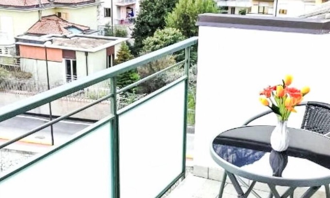 Riva del Garda Apartment | Beautiful apartment for 5 people with WIFI, A/C, TV and patio