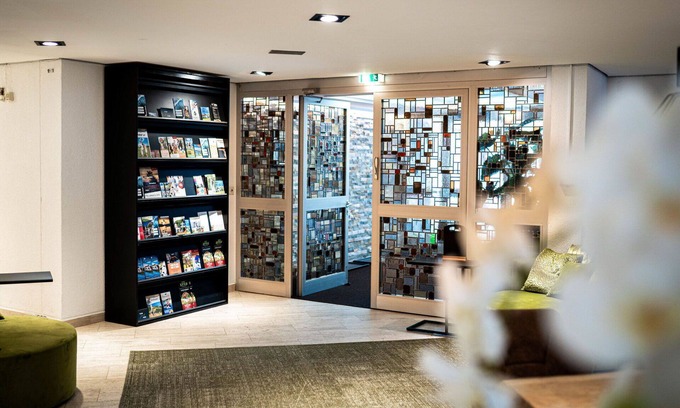 Winterberg Apartment | Beautiful apartment for 37 people with pool, hot tub, WIFI and terrace