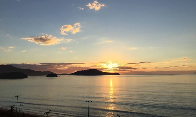 Caraguatatuba Apartment | Beautiful Apartment facing the sea, with a wonderful view !