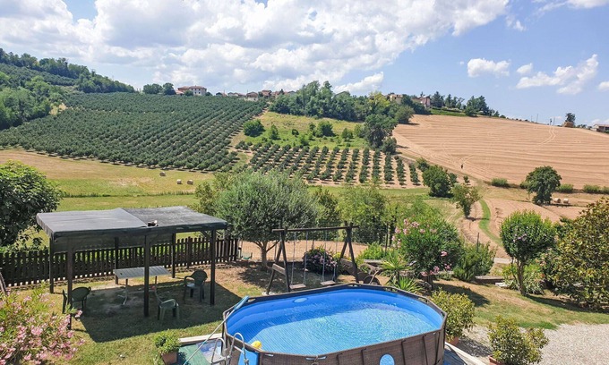 Penango Apartment | Beautiful apartment for 2 people with WIFI, TV, patio, panoramic view and parking