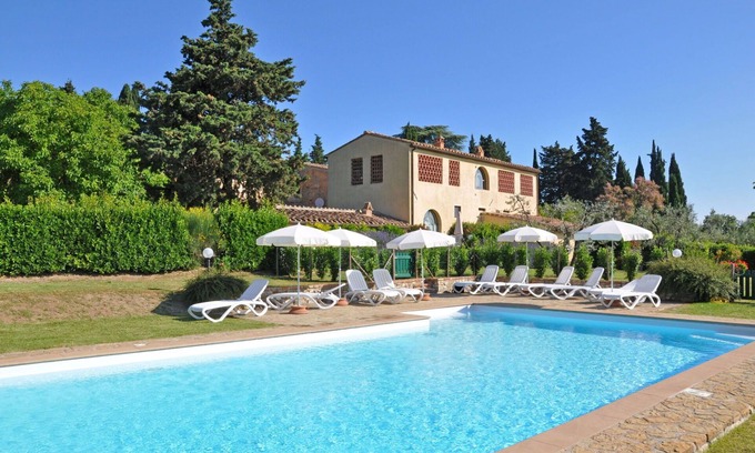 Tavarnelle Val di Pesa Apartment | Beautiful apartment for 4 guests with pool, A/C, WIFI and panoramic view, close to Greve In Chia.