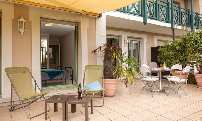 Saint-Igneuc Apartment | Beautiful apartment for 4 people with WIFI, TV, balcony and pets allowed