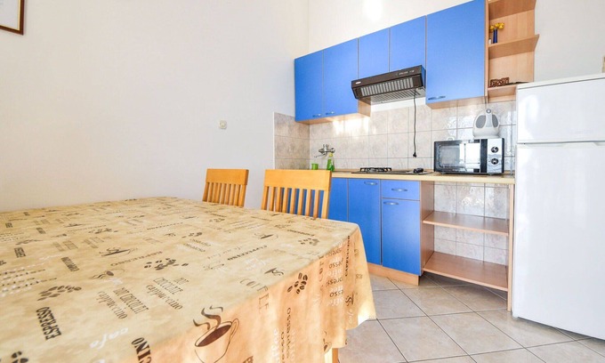 Tribanj Apartment | Beautiful apartment for 4 people with A/C, WIFI, TV and terrace
