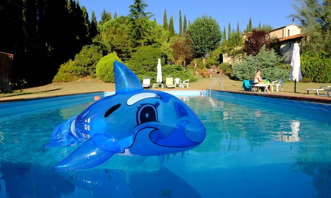 Gambassi Terme Other | Beautiful apartment for 4 guests with WIFI, pool, TV, patio and pets allowed, close to San Gimig.