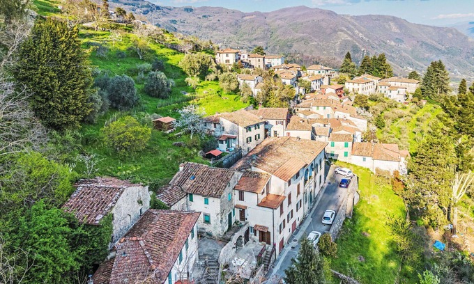 Gello Apartment | Beautiful apartment for 4 people with WIFI, TV, terrace and pets allowed