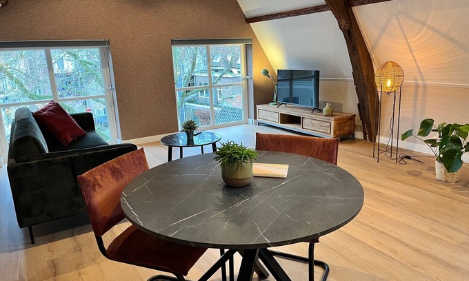 Zierikzee Apartment | Beautiful apartment in historic center of Zierikzee