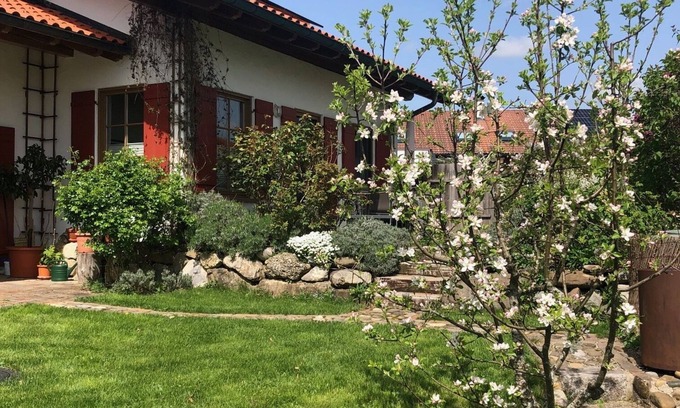 Eglofs Apartment | Beautiful apartment with terrace and alpine view for 2-4 persons.