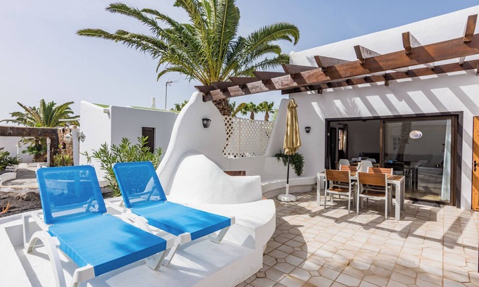 Solana del Matorral House | Beautiful bungalow with charm, with terrace and garden