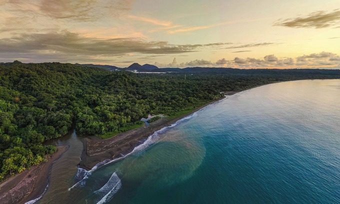 Arusi Cabin | Beautiful cabin in the beachfront, perfect to explore jungle and sea. Full relax