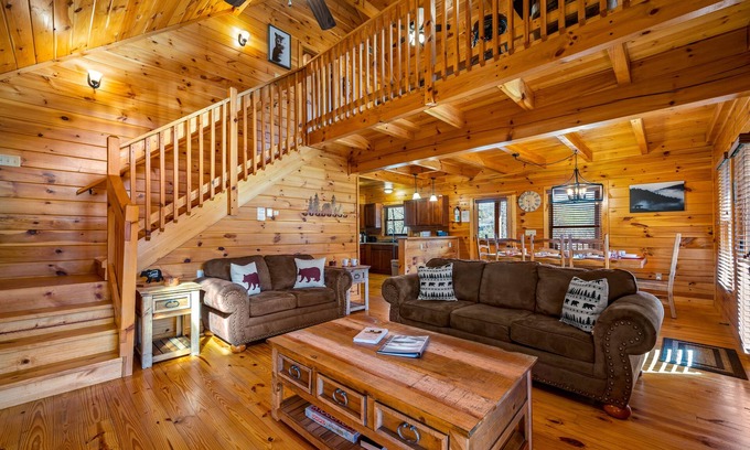 Sevierville Cabin | Beautiful cabin with Hot Tub & Games – November & Holiday Dates Available!
