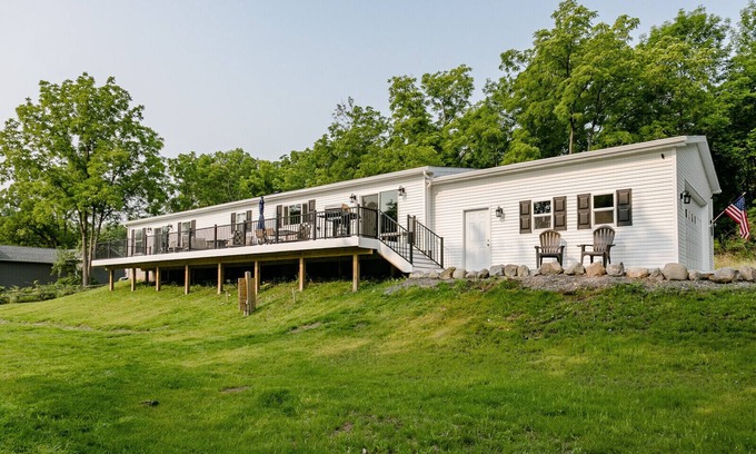 Canandaigua House | Beautiful Canandaigua Lake view - Family friendly! 4 Season Home - Fall Foliage!