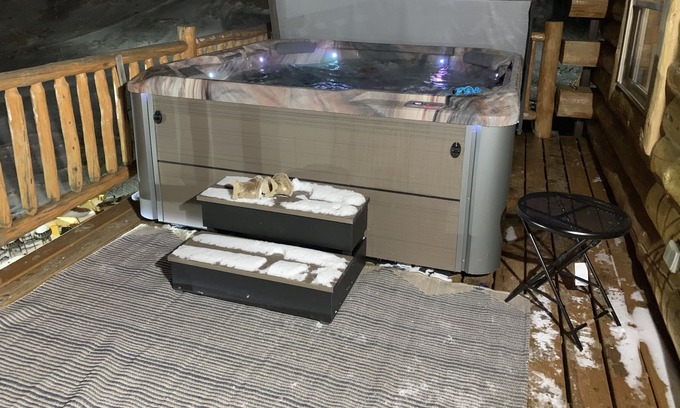 Sturgis Cabin | Beautiful comfy 2 bedroom cabin with hot tub