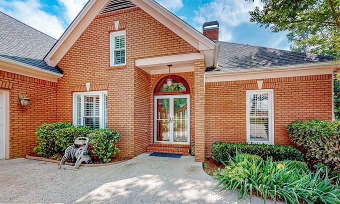 East Point House | Beautiful dog-friendly stay with a full kitchen, central AC, W/D, and patio