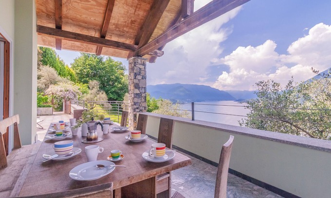 Perledo House | Beautiful Dream by Varenna Holidays