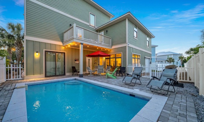 Emerald Waters Village House | Beautiful Emerald Waters Home, Two Community Pools, Private Pool & Grill, Secluded Neighborhood!