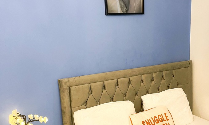Wolverhampton Apartment | Beautiful en-suite room, near train station.