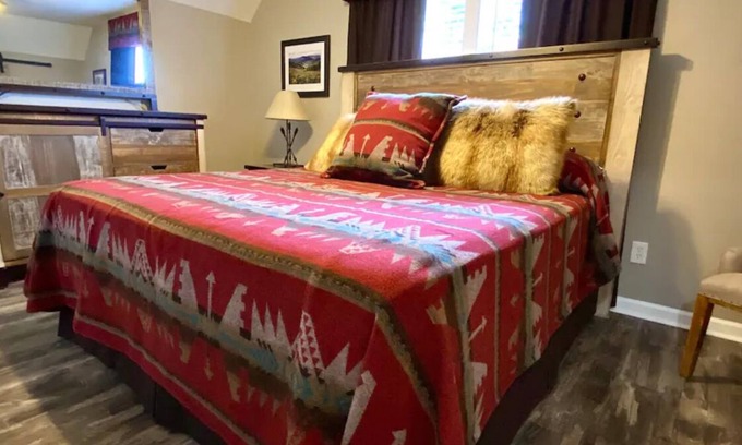 Kernersville House | Beautiful Farm and Barndo Loft in Kernersville with WiFi and AC