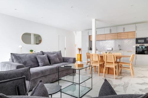 Asnieres-sur-Seine Apartment | Beautiful flat for 6 people #6