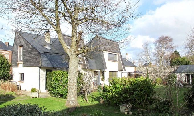 Saint-Pierre-en-Port House | Beautiful private villa for 4 guests with WIFI, TV and terrace