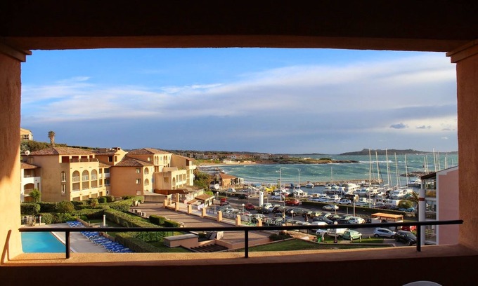 Six-Fours-les-Plages Apartment | Beautiful T2 sea view, with terrace, pool and shady park