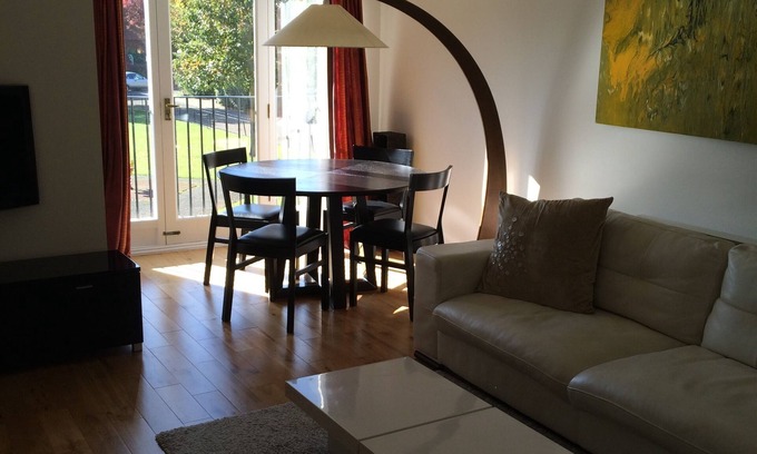 Grove Apartment | Beautiful Kingston apartment