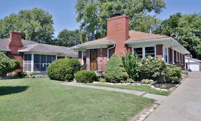 Merriwether House | Beautiful Germantown Ranch CLOSE TO EVERYTHING!