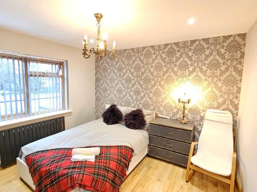 Lady Margaret House | Beautiful guest rooms, Free Parking, 30min Heathrow, 40min Wembley, 60min Central London