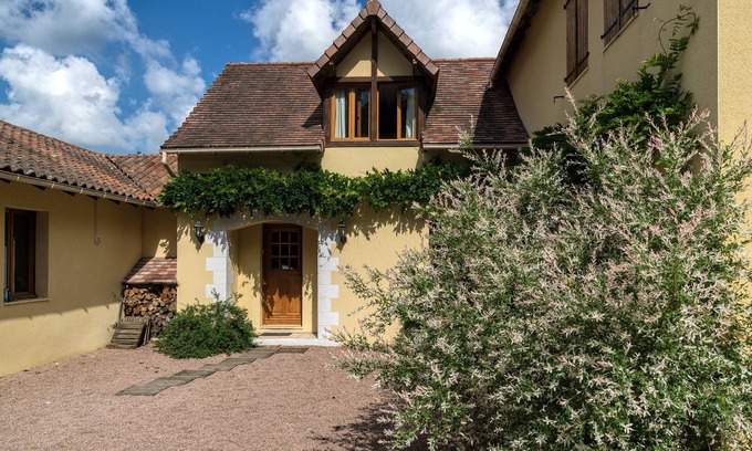 Abjat-sur-Bandiat House | Beautiful house Dordogne sleeps 10