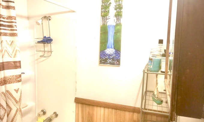 Michigan City House | Beautiful home 2 mins from Casino & beach